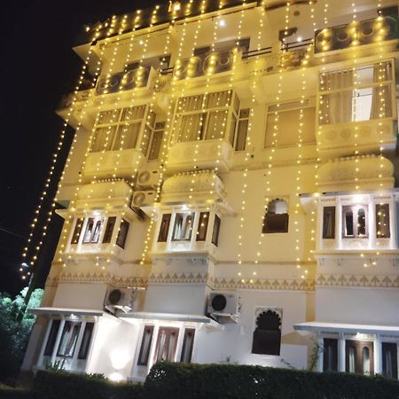 Hotel Sargam Sadan Удайпур Екстериор снимка