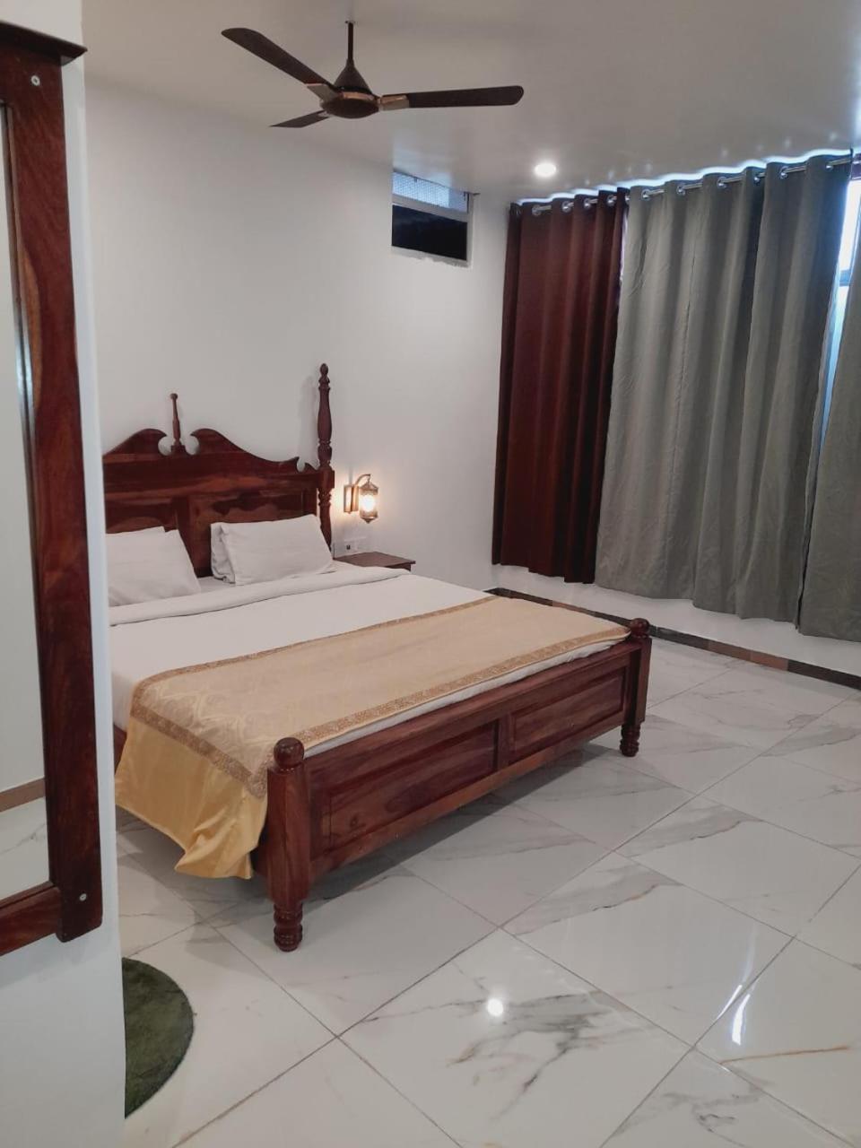 Hotel Sargam Sadan Удайпур Екстериор снимка