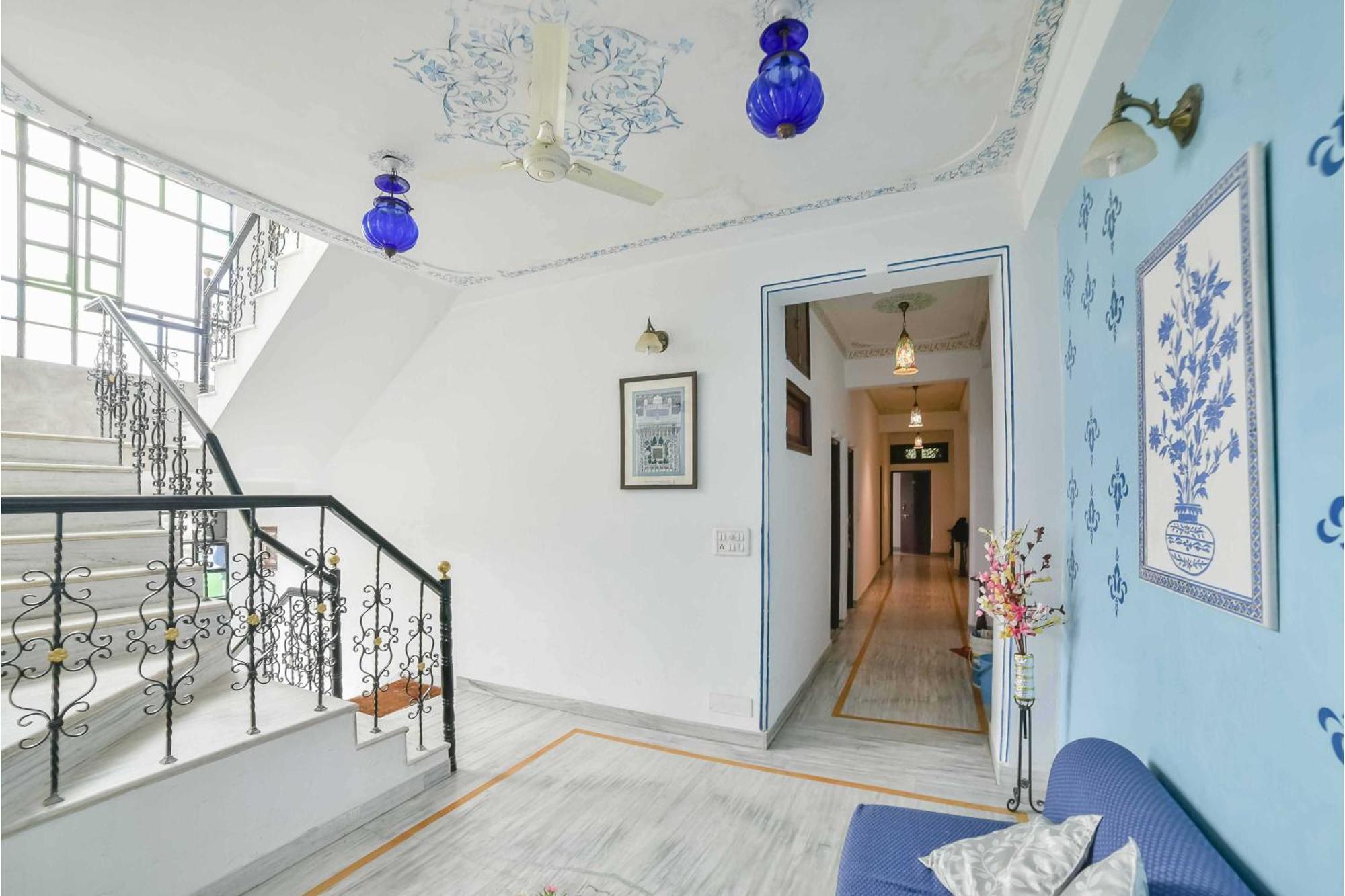 Hotel Sargam Sadan Удайпур Екстериор снимка